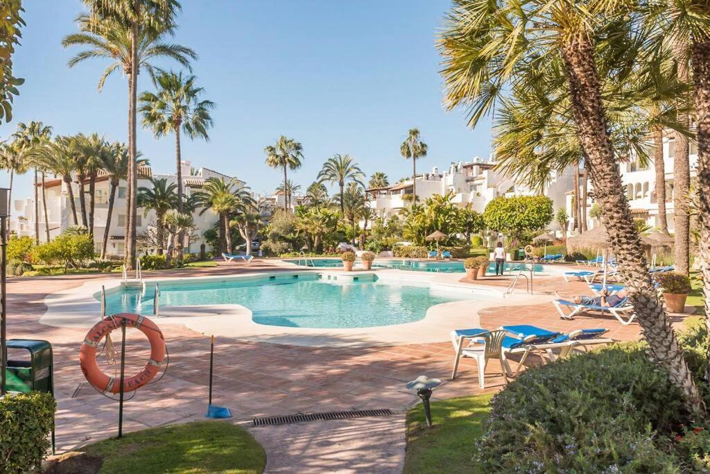 Alcazaba Beach Apartment Эстепона Экстерьер фото