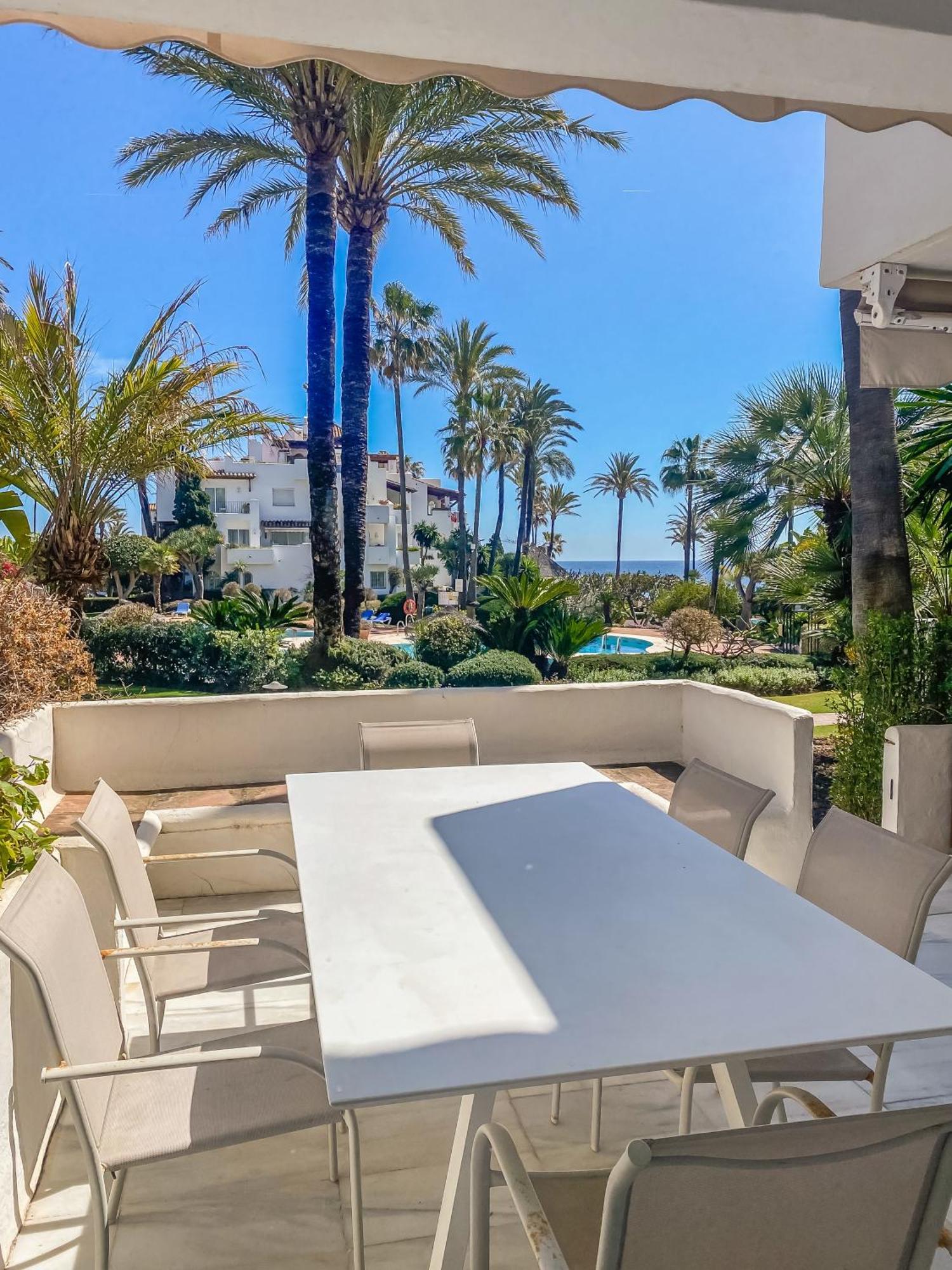 Alcazaba Beach Apartment Эстепона Экстерьер фото